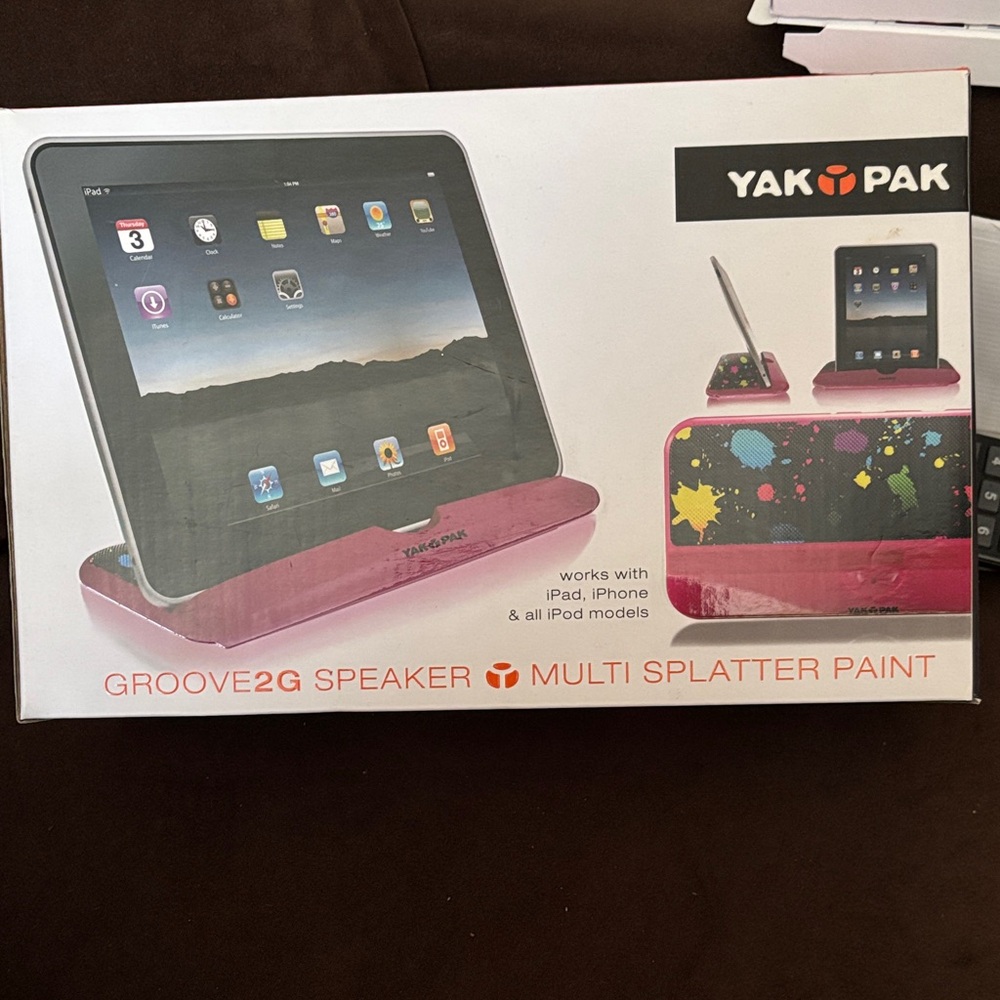 Yak Pak Groove2G Speaker with Colorful Splatter Design